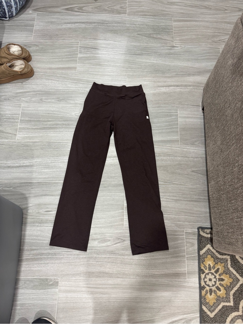 Vuori wide leg pant